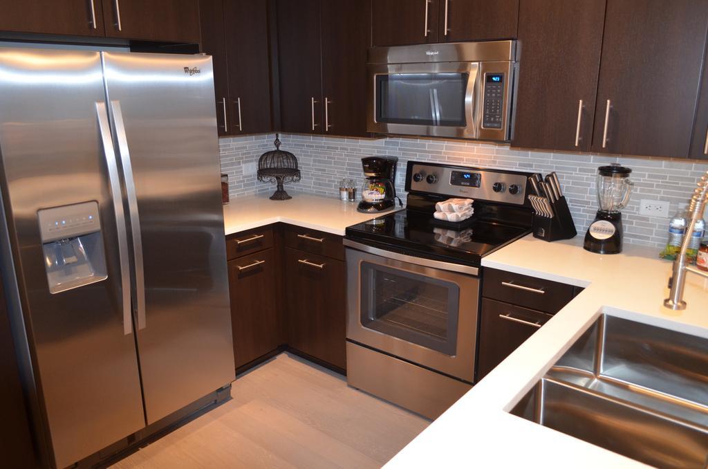 Hanover Post Oak Apartment Houston Room photo